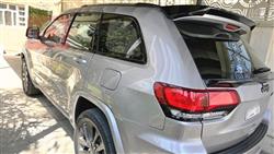 جیپ گراند شیرۆکی